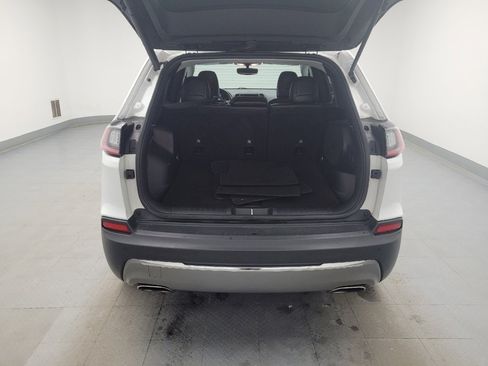 Used 2019 Jeep Cherokee Limited AWD/4WD image 29