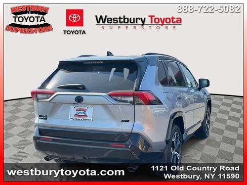 Used 2023 Toyota RAV4 XSE w/ Weather Package AWD/4WD image 6