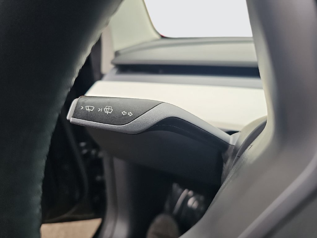 Used 2021 Tesla Model 3 Standard Range Plus RWD image 27