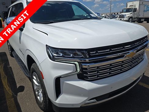 Used 2023 Chevrolet Suburban Premier RWD image 5