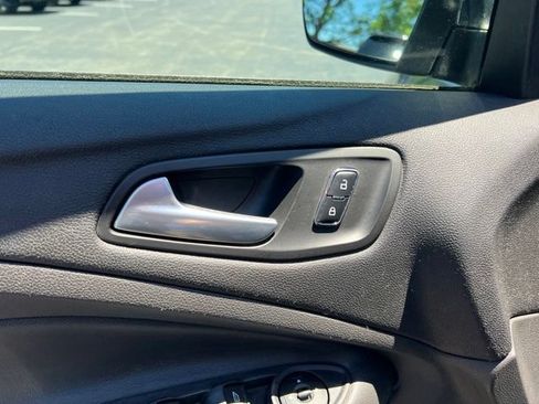 Used 2015 Ford Escape SE w/ SE Chrome Package FWD image 26