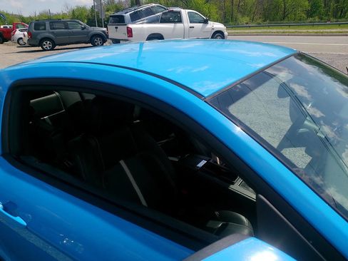Used 2011 Ford Mustang GT Premium w/ 401A Rapid Spec Order Code RWD image 17
