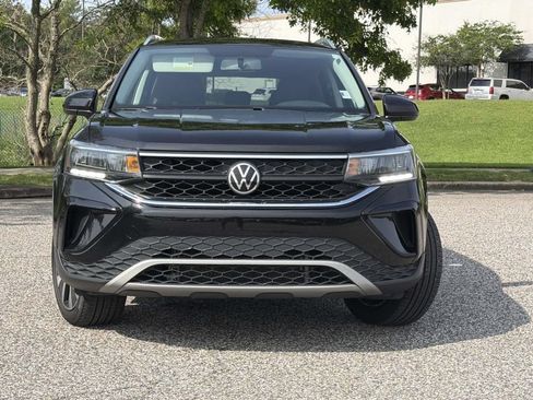 Used 2022 Volkswagen Taos SE AWD/4WD image 28