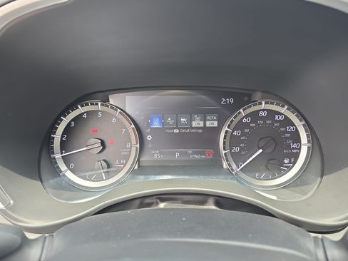 Used 2024 Toyota Highlander XSE FWD image 21