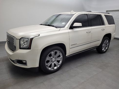 Used 2015 GMC Yukon Denali w/ Premium Package image 2