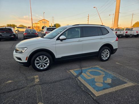 Used 2018 Volkswagen Tiguan S image 7