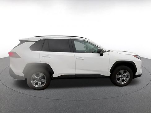 Used 2025 Toyota RAV4 LE image 16