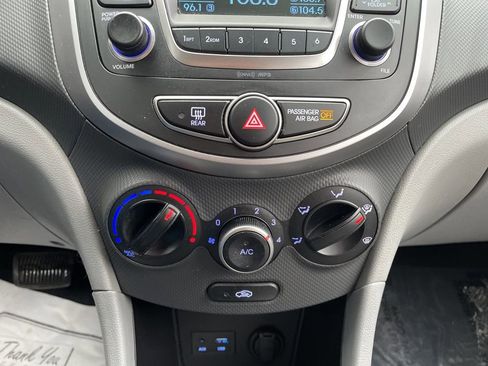 Used 2017 Hyundai Accent SE image 19