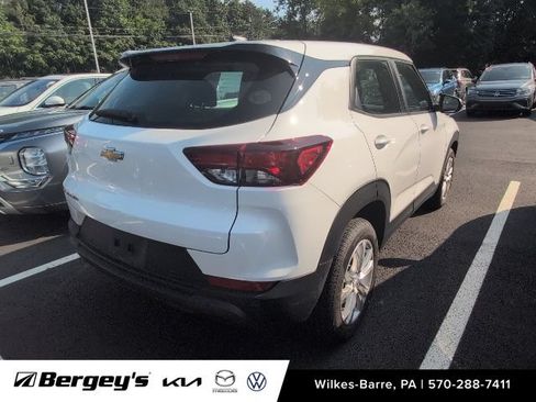 Used 2022 Chevrolet TrailBlazer LS FWD image 11