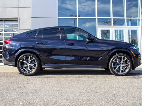 Used 2026 BMW X6 M60i image 4