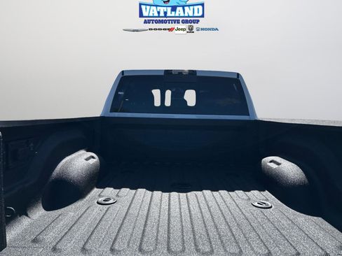 New 2026 RAM 2500 Laramie w/ Night Edition AWD/4WD image 32