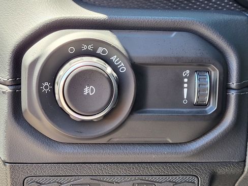 New 2026 Jeep Wrangler Unlimited Rubicon AWD/4WD image 15