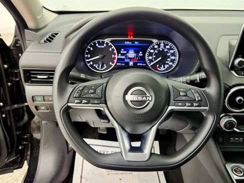 Used 2024 Nissan Sentra SV FWD image 13