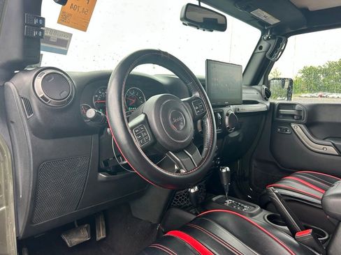 Used 2015 Jeep Wrangler Unlimited Sport w/ Quick Order Package 24S AWD/4WD image 9
