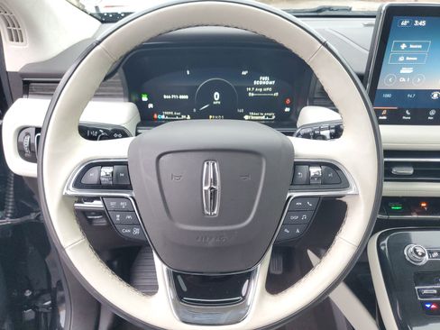 Certified 2023 Lincoln Nautilus Black Label image 14