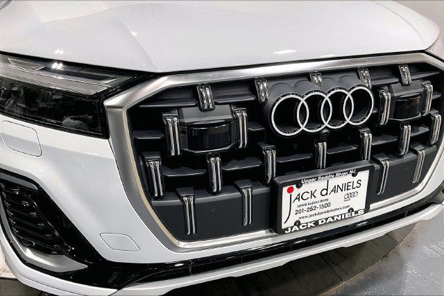 Used 2025 Audi Q7 3.0T Premium Plus w/ Premium Plus Package AWD/4WD image 20