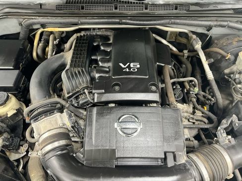 Used 2016 Nissan Frontier SV AWD/4WD image 21