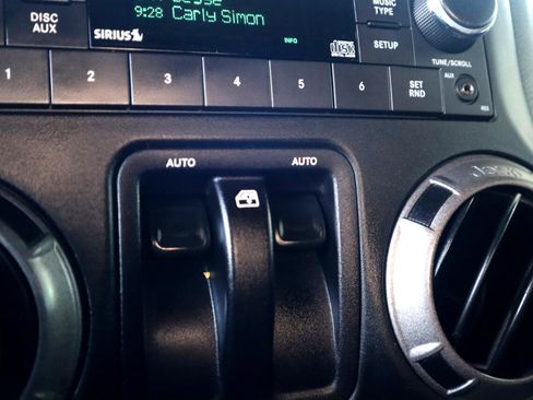 Used 2017 Jeep Wrangler Sport w/ Quick Order Package 23S image 52