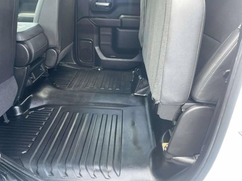 Used 2022 Chevrolet Silverado 1500 W/T w/ WT Value Package RWD image 4