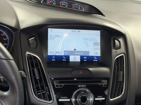 Used 2016 Ford Focus RS image 20