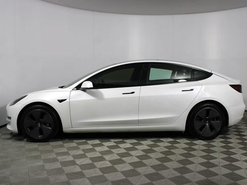 Used 2021 Tesla Model 3 Standard Range Plus RWD image 23