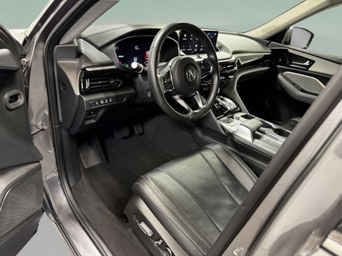 Used 2024 Acura MDX SH-AWD w/ Technology Package image 9