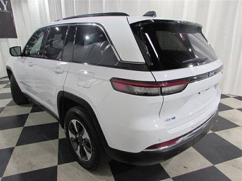 Used 2023 Jeep Grand Cherokee 4WD 4xe image 89