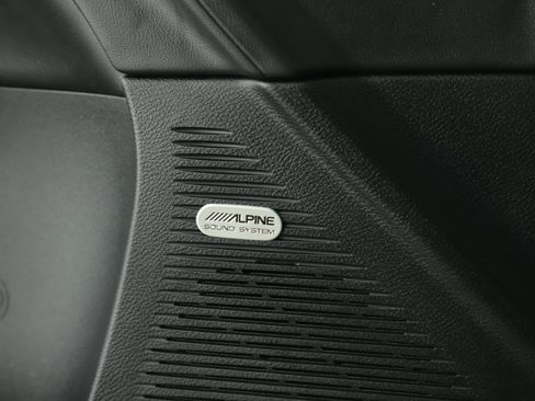 Certified 2023 Dodge Challenger SXT w/ Plus Package image 17