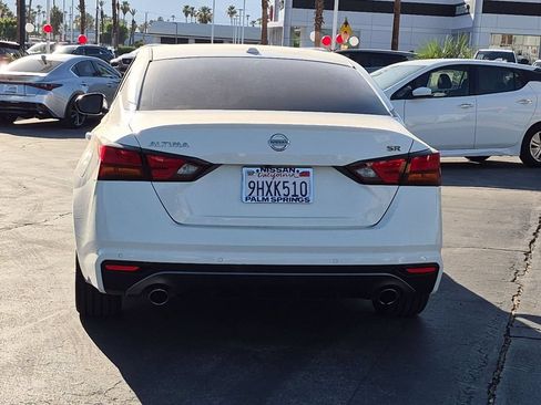 Used 2020 Nissan Altima 2.5 SR FWD image 4