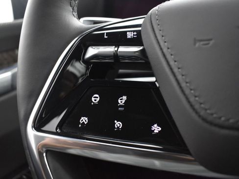 Certified 2026 Cadillac Escalade Platinum Sport w/ LPO, ONYX Package image 16