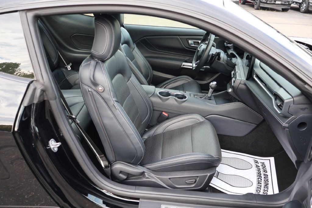 Used 2025 Ford Mustang GT Premium RWD image 24