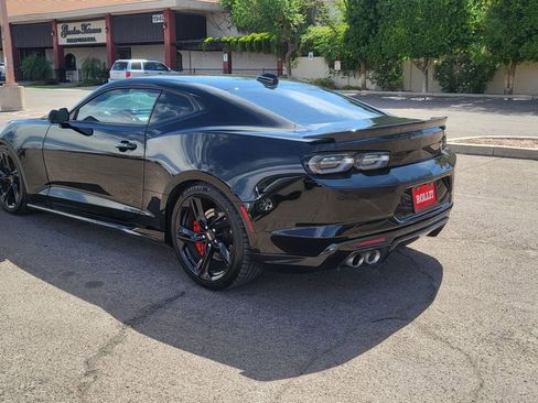 Used 2023 Chevrolet Camaro SS RWD image 6