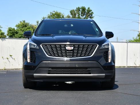 Used 2019 Cadillac XT4 Premium Luxury w/ Cold Weather Package AWD/4WD image 2