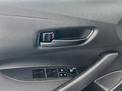 Used 2023 Toyota Corolla LE FWD image 12