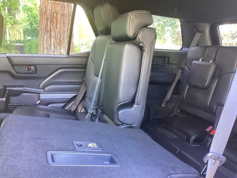 Used 2025 Toyota 4Runner SR5 AWD/4WD image 4