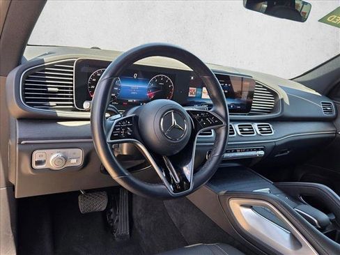 Used 2025 Mercedes-Benz GLE 350 4MATIC w/ AMG Line Exterior image 10