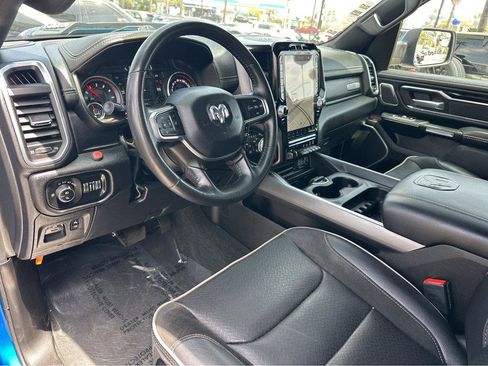Used 2022 RAM 1500 Laramie AWD/4WD image 16