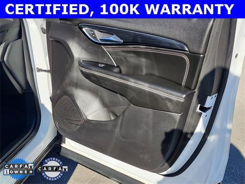 Certified 2023 Buick Envision Essence w/ Sport Touring Package image 18