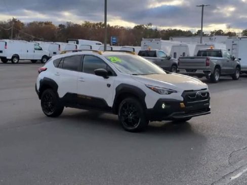 Certified 2024 Subaru Crosstrek 2.5i Wilderness image 2