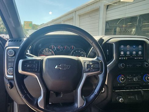 Used 2020 Chevrolet Silverado 1500 RST AWD/4WD image 12