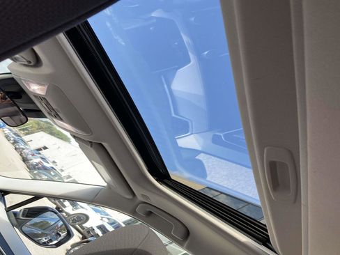 Used 2023 Toyota RAV4 XLE image 12