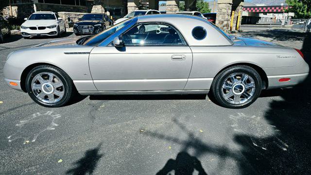 Used 2004 Ford Thunderbird RWD image 8