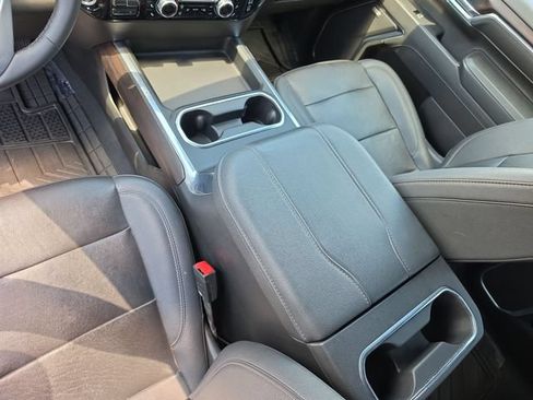 Used 2024 GMC Sierra 2500 SLT w/ SLT Premium Package AWD/4WD image 24