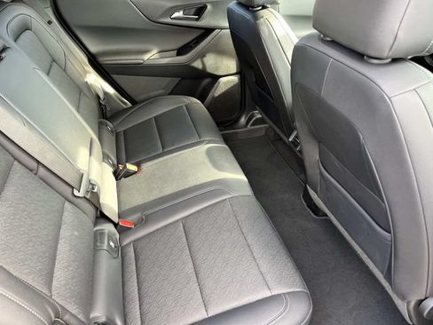 Used 2025 Chevrolet Equinox LT w/ Convenience Package II AWD/4WD image 20