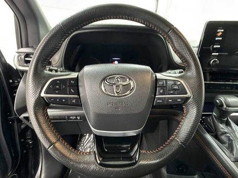 Used 2021 Toyota Sienna XSE image 16