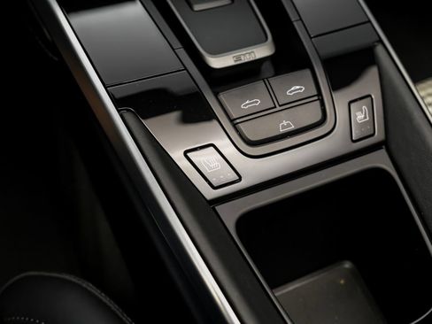 Used 2024 Porsche 911 Turbo S AWD/4WD image 32