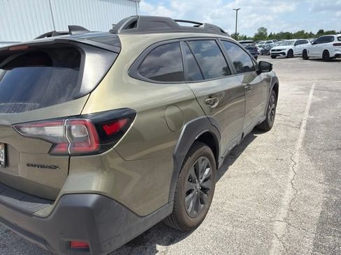 Used 2025 Subaru Outback Onyx Edition AWD/4WD image 6
