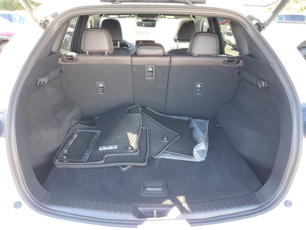 Certified 2025 MAZDA CX-5 Signature AWD/4WD image 8
