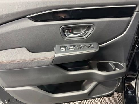 New 2026 Honda Pilot Sport image 21