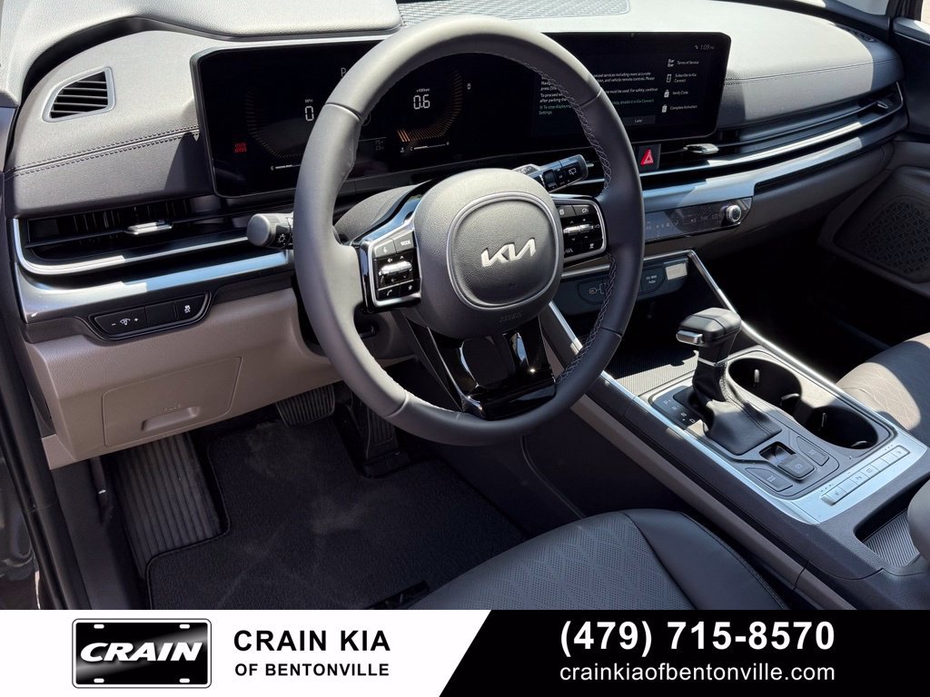 New 2026 Kia Carnival FWD image 9